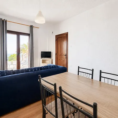 Properstay 105 - Seastep Flat * Πολύχρονο
