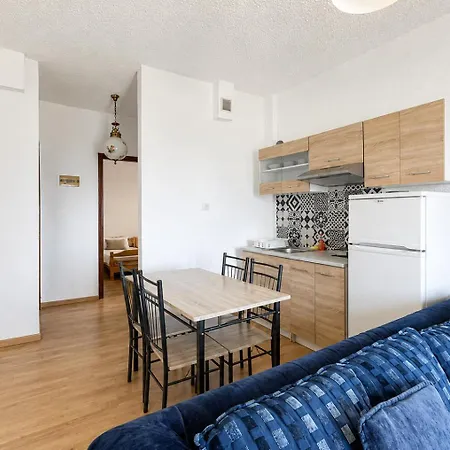 Properstay 105 - Seastep Flat Διαμέρισμα Πολύχρονο