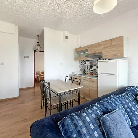 Properstay 105 - Seastep Flat Διαμέρισμα Πολύχρονο